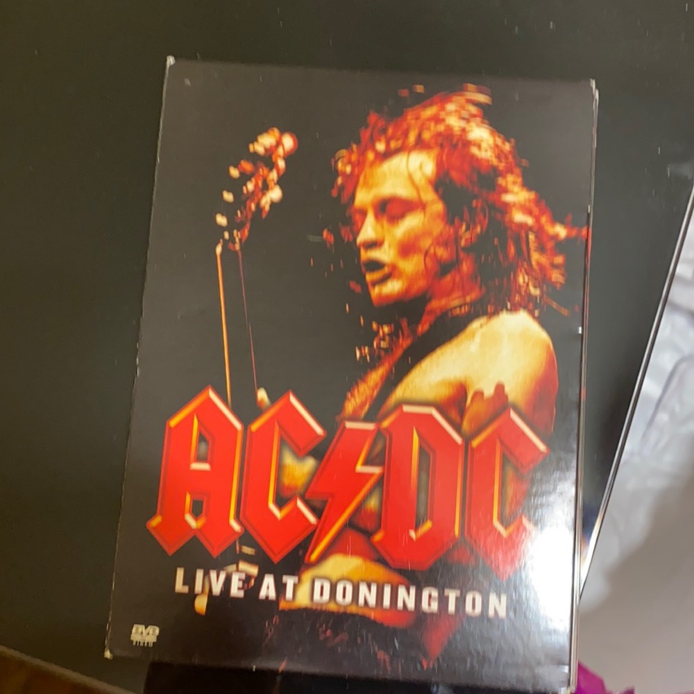 AC/DC live at Donnington DVD
